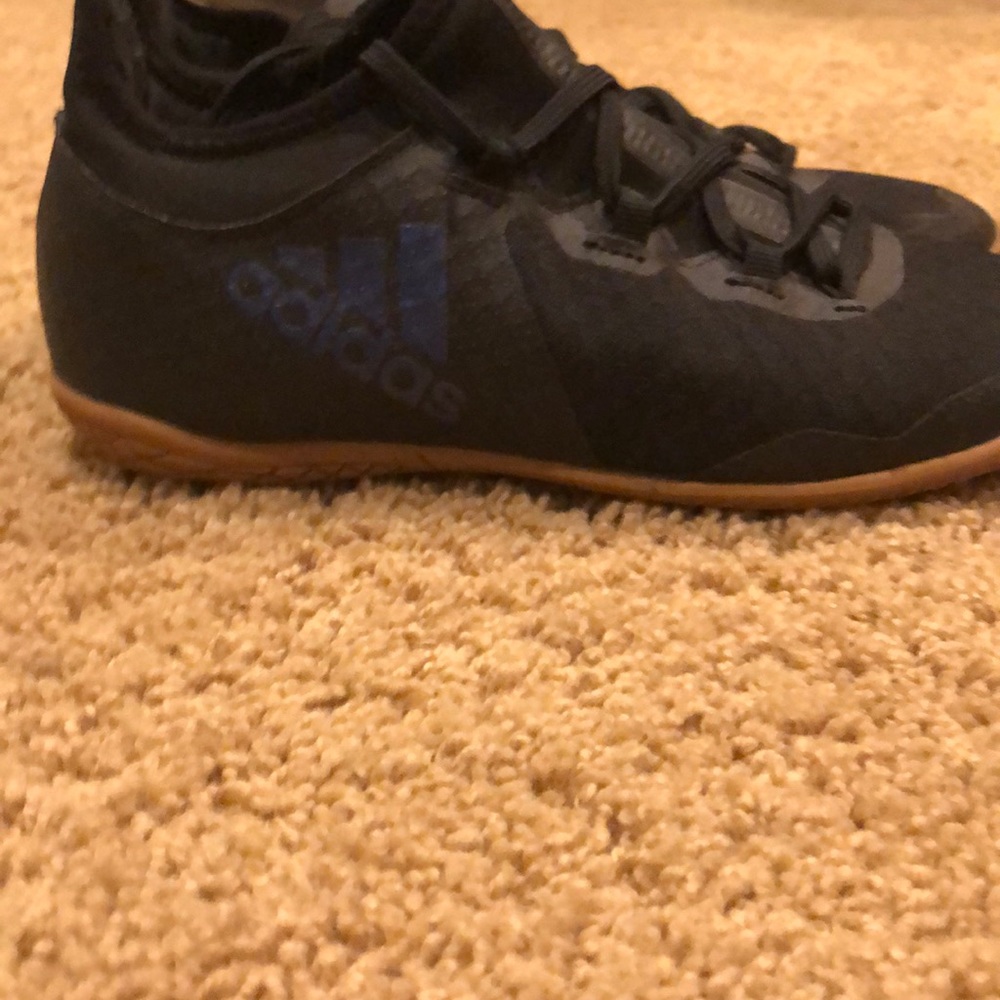 Indoor cleats